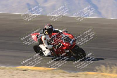 media/May-14-2023-SoCal Trackdays (Sun) [[024eb53b40]]/Bowl (815am)/